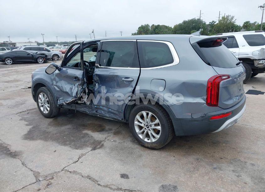 Photo 3 of 2020 Kia Telluride LX (VIN 5XYP24HC7LG008576)