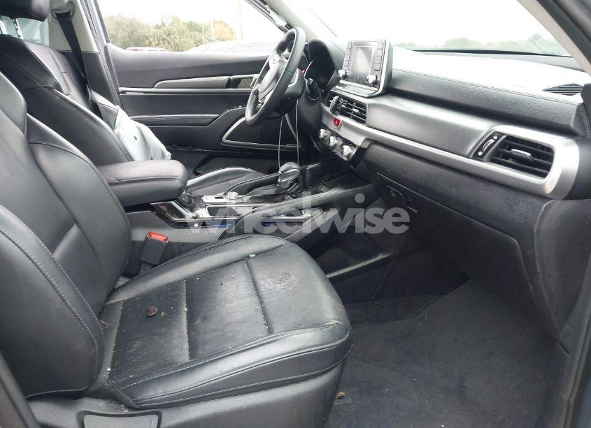 Photo 5 of 2020 Kia Telluride LX (VIN 5XYP24HC7LG008576)