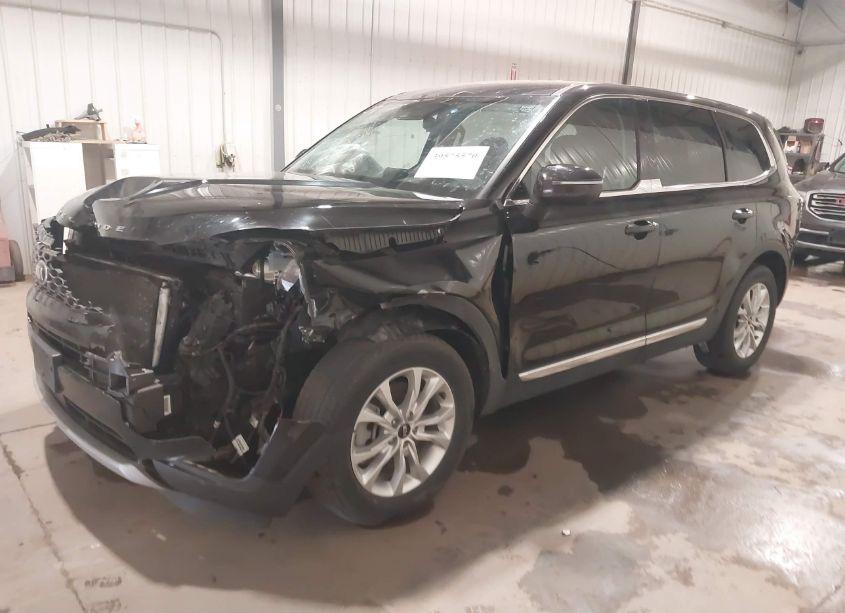 Photo 2 of 2020 Kia Telluride LX (VIN 5XYP2DHC1LG048295)