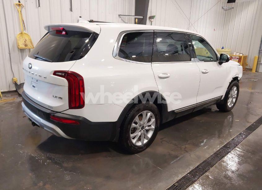 Photo 4 of 2020 Kia Telluride LX (VIN 5XYP2DHC1LG052749)