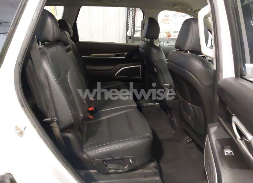 Photo 8 of 2020 Kia Telluride LX (VIN 5XYP2DHC1LG052749)