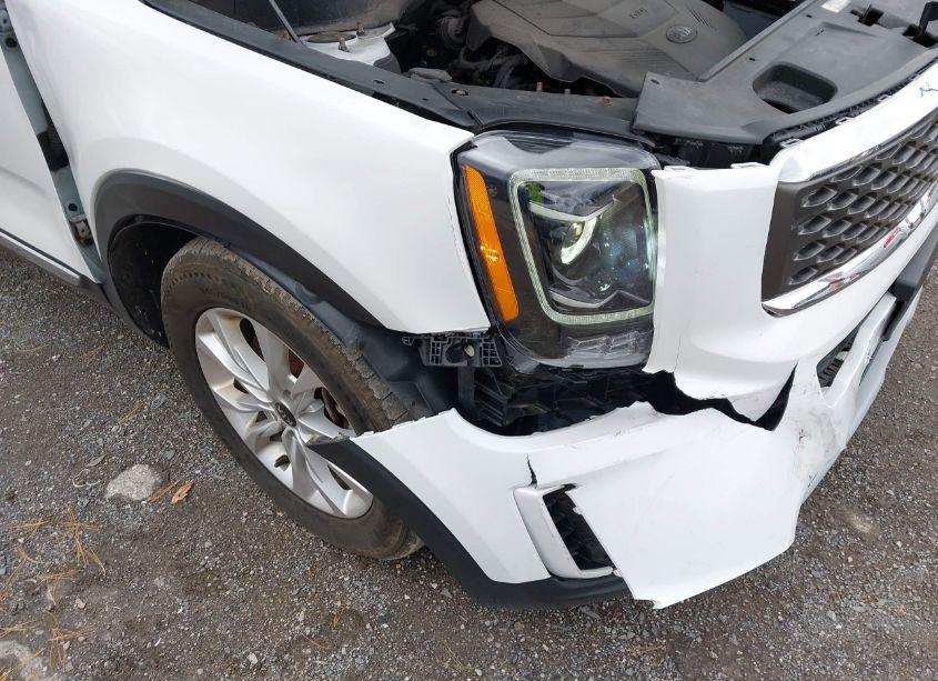 Photo 6 of 2020 Kia Telluride LX (VIN 5XYP2DHC2LG003270)