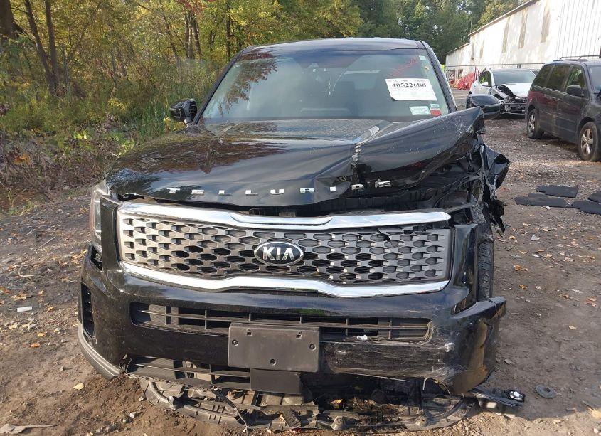 Photo 6 of 2020 Kia Telluride LX (VIN 5XYP2DHC2LG019159)