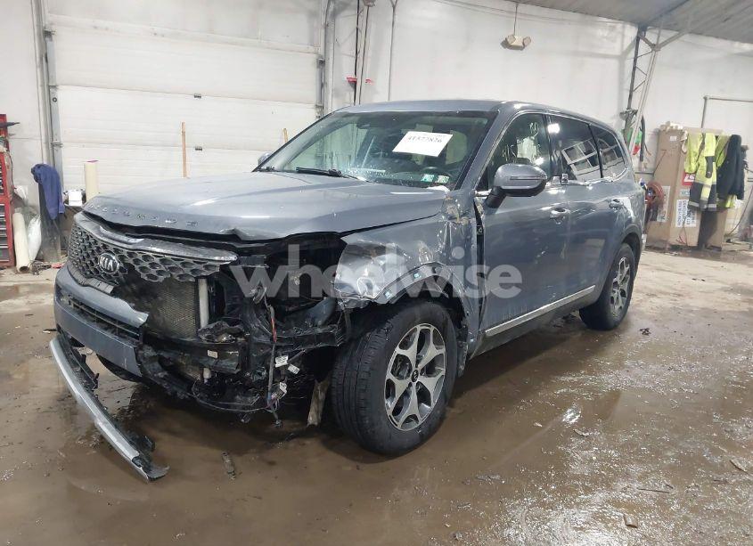 Photo 2 of 2020 Kia Telluride LX (VIN 5XYP2DHC3LG042384)