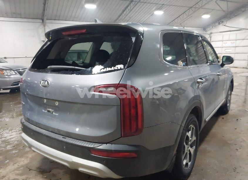 Photo 4 of 2020 Kia Telluride LX (VIN 5XYP2DHC3LG042384)