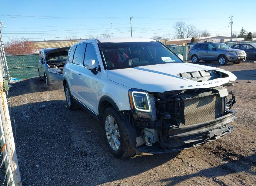 2021 Kia Telluride LX (VIN 5XYP2DHC3MG113102) main photo