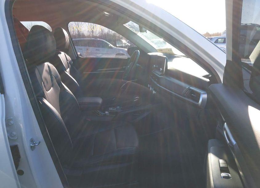 Photo 5 of 2021 Kia Telluride LX (VIN 5XYP2DHC3MG113102)