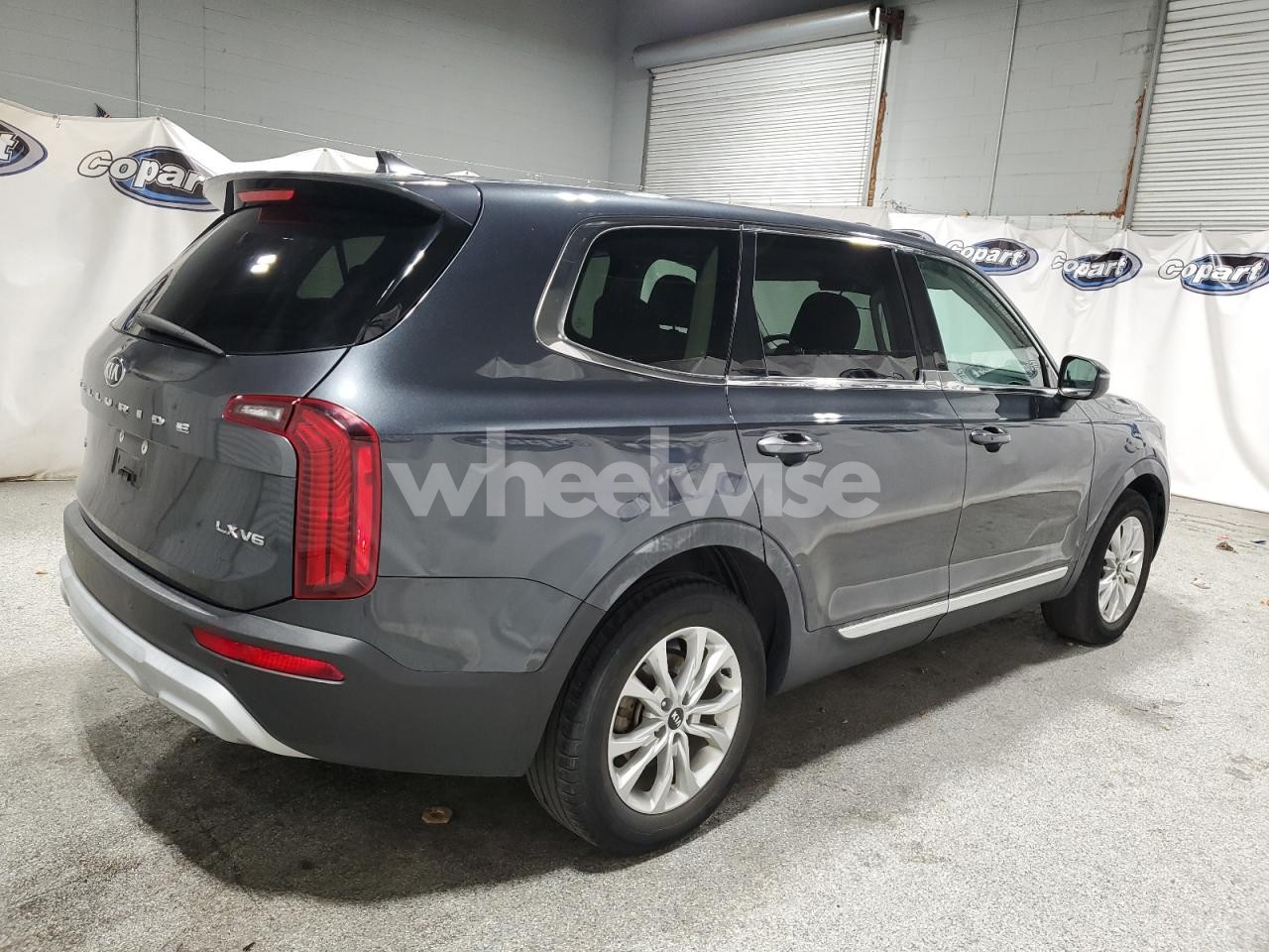 Photo 3 of 2021 KIA TELLURIDE LX (VIN 5XYP2DHC3MG167175)