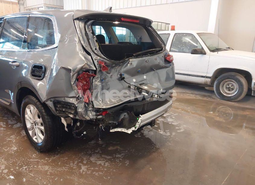 Photo 6 of 2022 Kia Telluride LX (VIN 5XYP2DHC4NG297578)