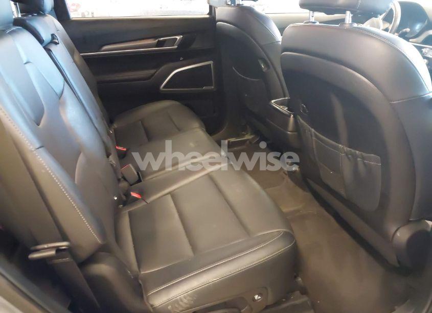 Photo 8 of 2022 Kia Telluride LX (VIN 5XYP2DHC4NG297578)