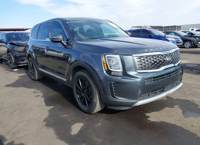 2020 Kia Telluride LX (VIN 5XYP2DHC5LG072681) main photo