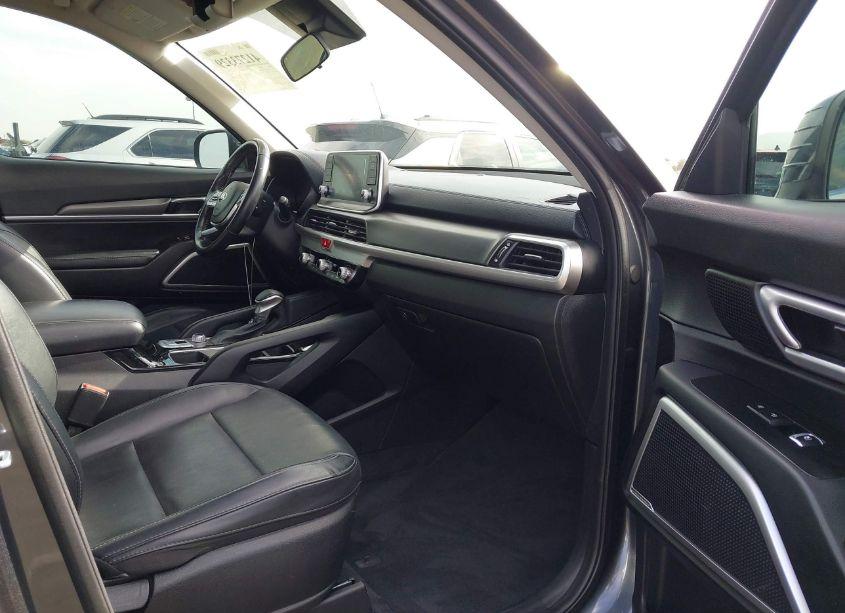 Photo 5 of 2020 Kia Telluride LX (VIN 5XYP2DHC5LG072681)