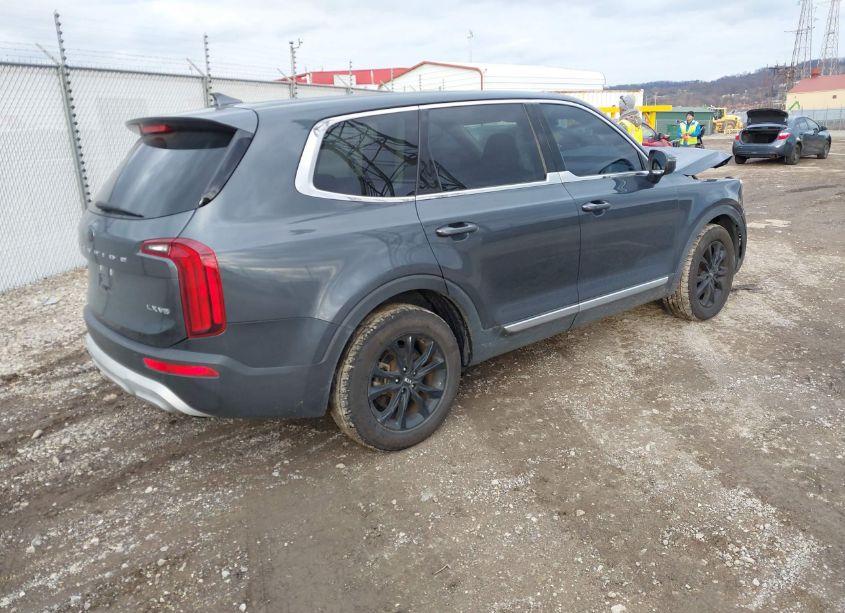 Photo 4 of 2021 Kia Telluride LX (VIN 5XYP2DHC6MG175755)