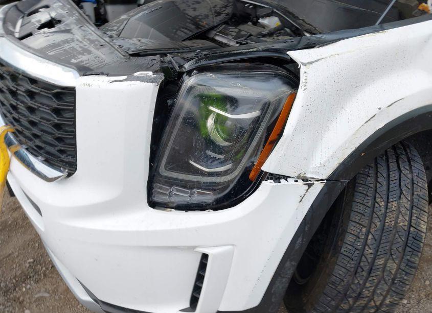 Photo 6 of 2022 Kia Telluride LX (VIN 5XYP2DHC6NG218752)