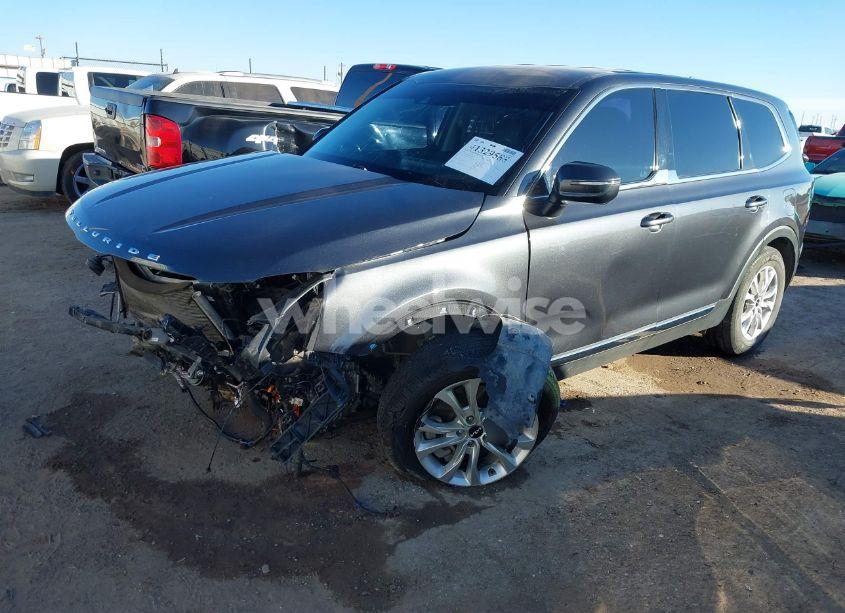 Photo 2 of 2022 Kia Telluride LX (VIN 5XYP2DHC9NG214968)