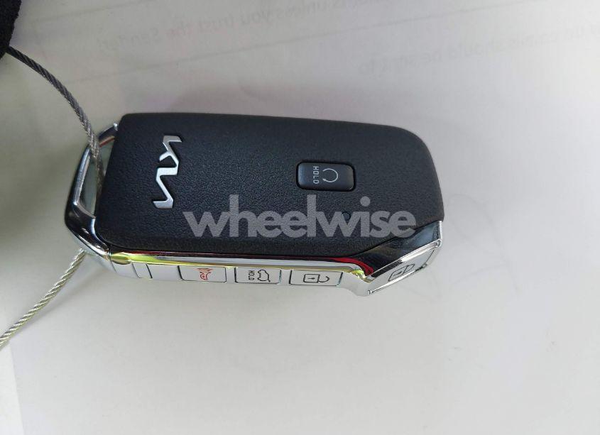 Photo 11 of 2022 Kia Telluride LX (VIN 5XYP2DHCXNG286083)