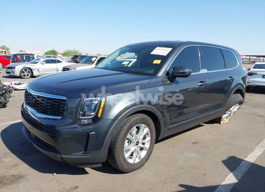 Photo 2 of 2022 Kia Telluride LX (VIN 5XYP2DHCXNG286083)