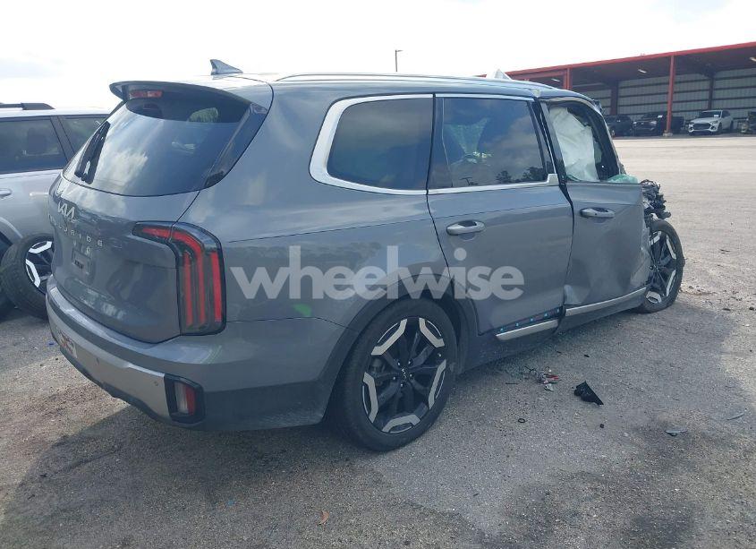 Photo 4 of 2024 Kia Telluride EX (VIN 5XYP34GC3RG442064)
