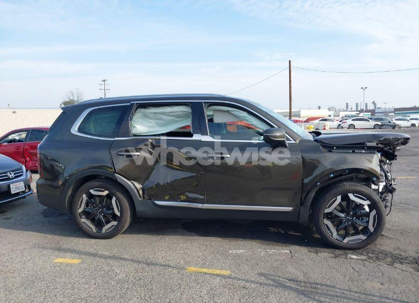 Photo 13 of 2024 Kia Telluride EX (VIN 5XYP34GC3RG521217)