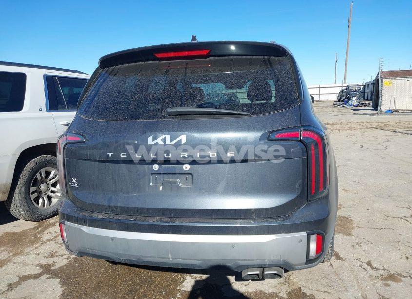 Photo 16 of 2023 Kia Telluride EX (VIN 5XYP34GC4PG382146)