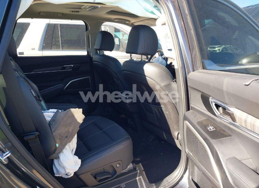 Photo 8 of 2023 Kia Telluride EX (VIN 5XYP34GC4PG382146)