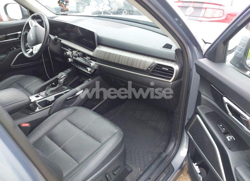 Photo 5 of 2023 Kia Telluride EX (VIN 5XYP34GC7PG356057)