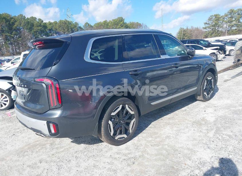 Photo 4 of 2024 Kia Telluride EX (VIN 5XYP34GC7RG519633)