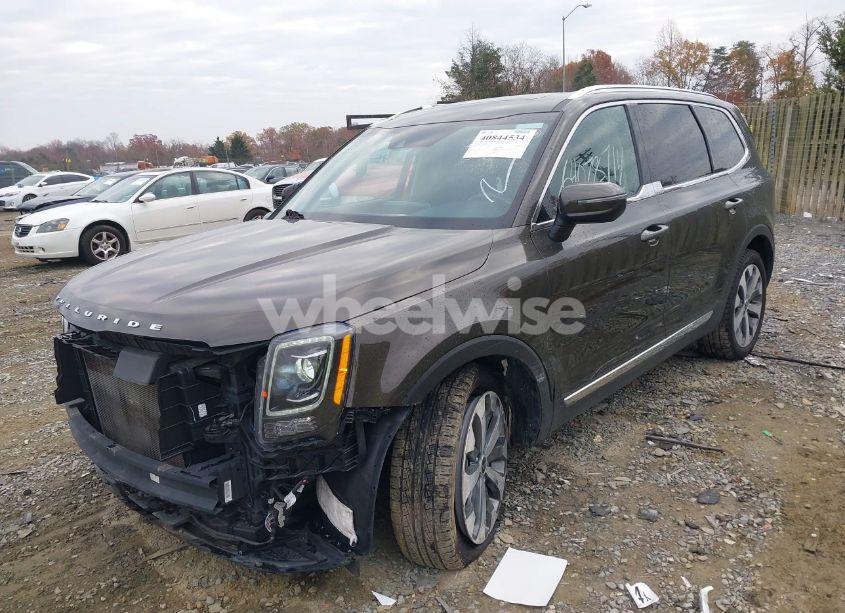 Photo 2 of 2020 Kia Telluride EX (VIN 5XYP34HC0LG071192)