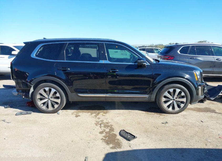 Photo 12 of 2021 Kia Telluride EX (VIN 5XYP34HC0MG162352)