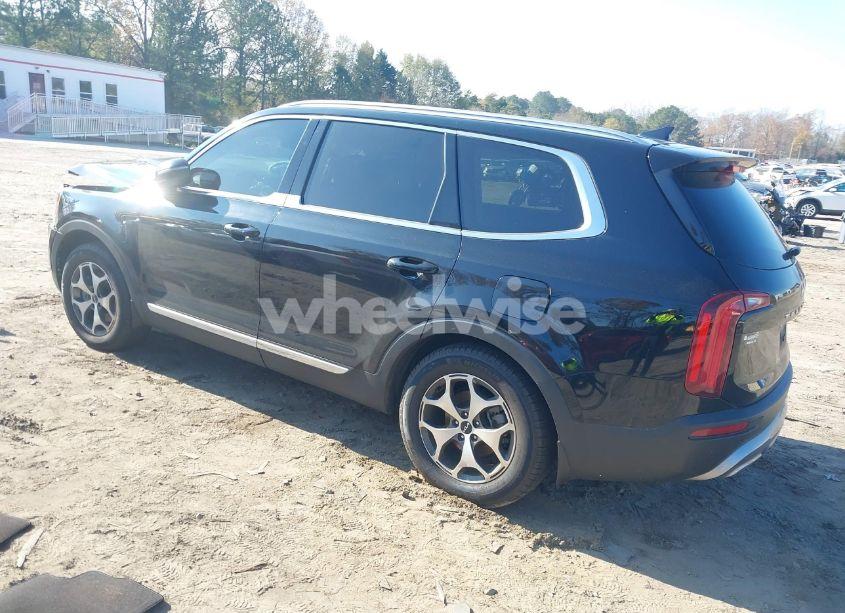 Photo 3 of 2022 Kia Telluride EX (VIN 5XYP34HC0NG210529)