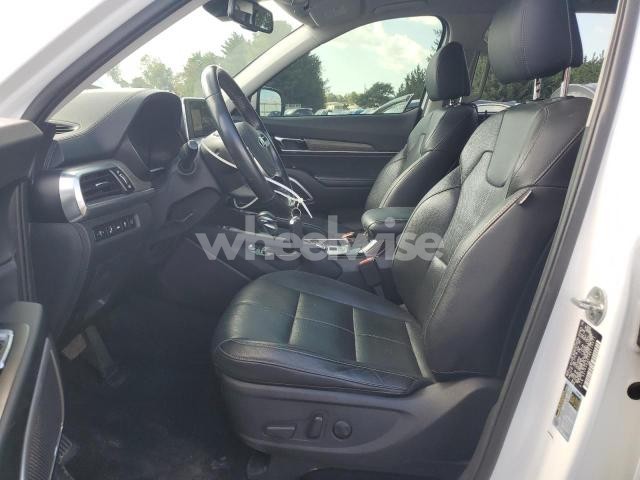 Photo 8 of 2021 KIA TELLURIDE EX (VIN 5XYP34HC1MG110471)