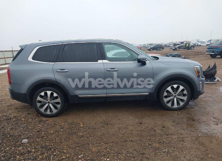 Photo 13 of 2020 Kia Telluride EX (VIN 5XYP34HC3LG058064)