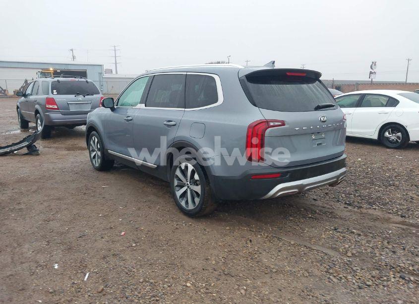Photo 3 of 2020 Kia Telluride EX (VIN 5XYP34HC3LG058064)