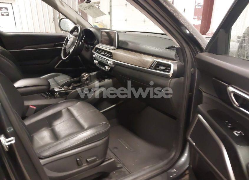 Photo 5 of 2021 Kia Telluride EX (VIN 5XYP34HC3MG150535)