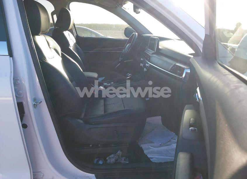 Photo 5 of 2022 Kia Telluride EX (VIN 5XYP34HC4NG279742)