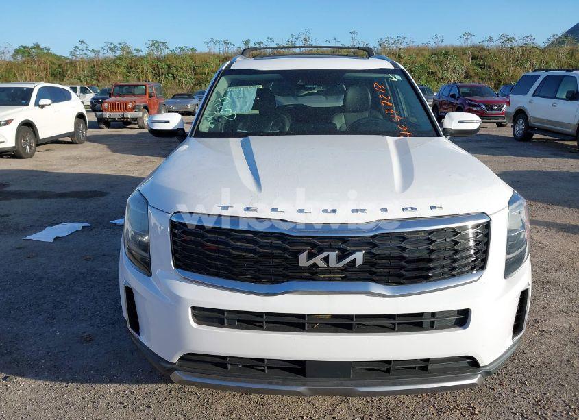 Photo 6 of 2022 Kia Telluride EX (VIN 5XYP34HC4NG279742)
