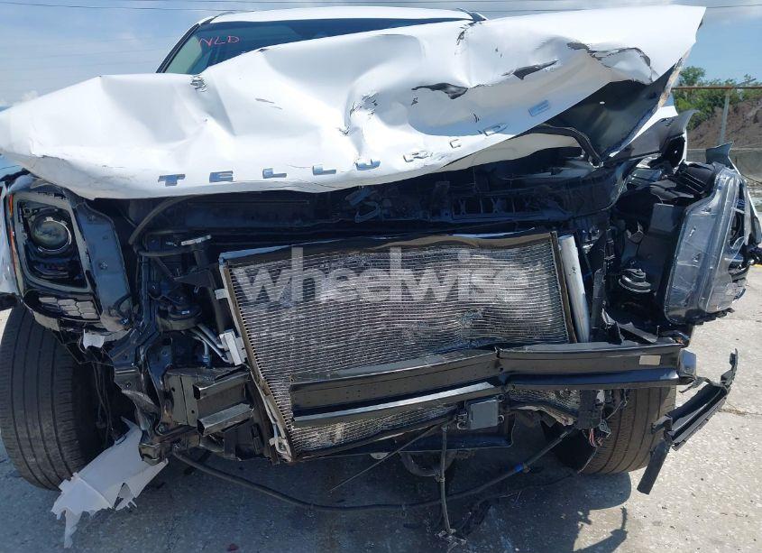 Photo 6 of 2022 Kia Telluride EX (VIN 5XYP34HC4NG319365)