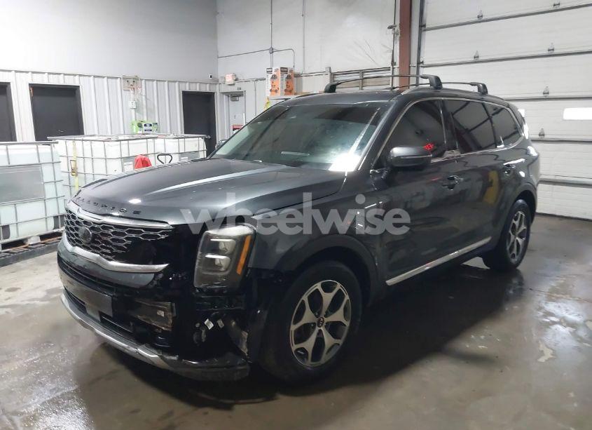 Photo 2 of 2020 Kia Telluride EX (VIN 5XYP34HC5LG033330)