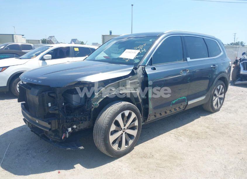 Photo 2 of 2021 Kia Telluride EX (VIN 5XYP34HC5MG134921)
