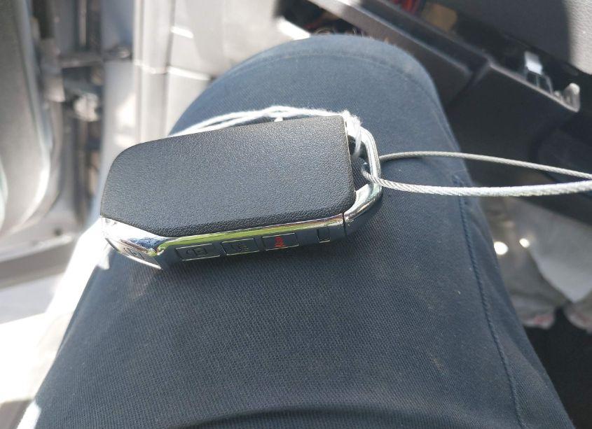 Photo 11 of 2022 Kia Telluride EX (VIN 5XYP34HC5NG256549)