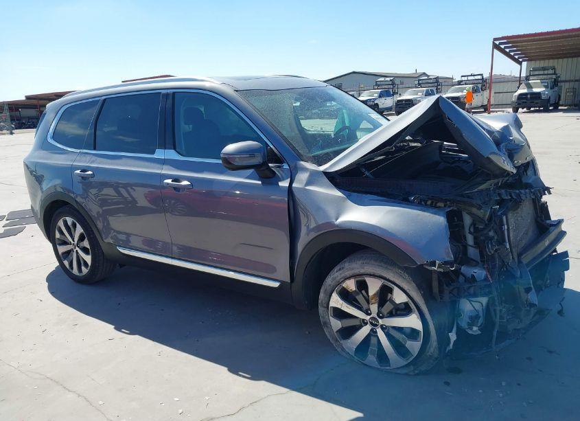 Photo 14 of 2022 Kia Telluride EX (VIN 5XYP34HC5NG256549)