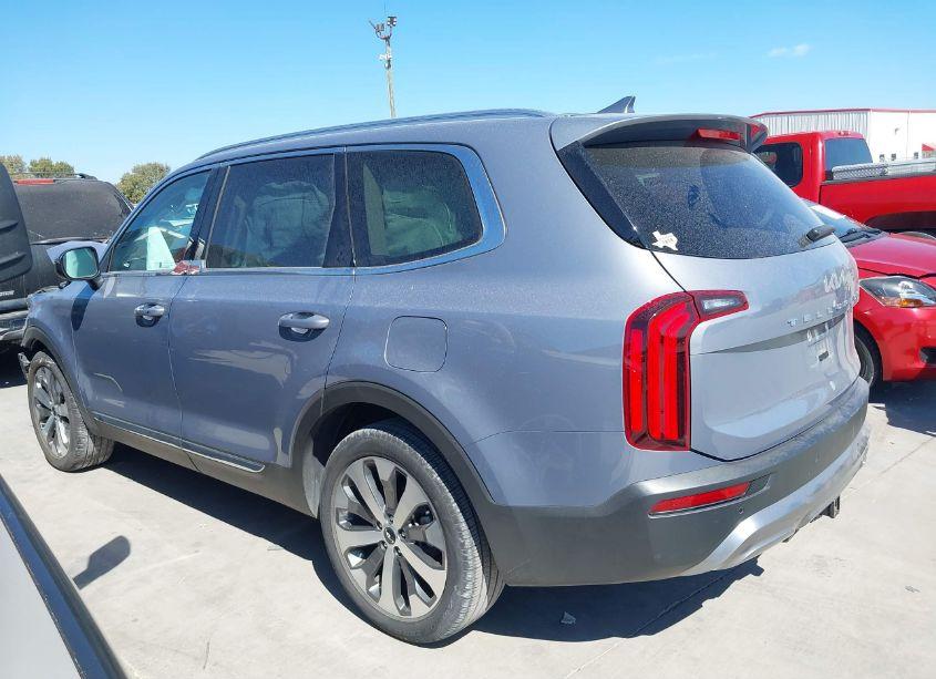 Photo 15 of 2022 Kia Telluride EX (VIN 5XYP34HC5NG256549)