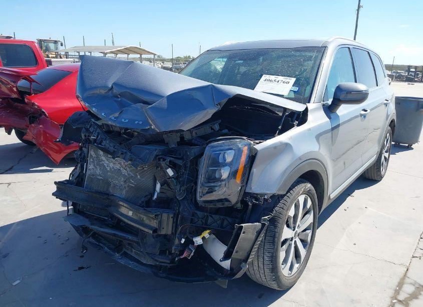 Photo 2 of 2022 Kia Telluride EX (VIN 5XYP34HC5NG256549)