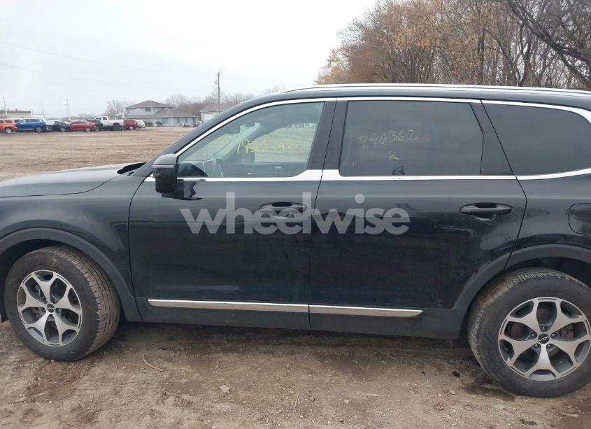 Photo 15 of 2022 Kia Telluride EX (VIN 5XYP34HC5NG290362)