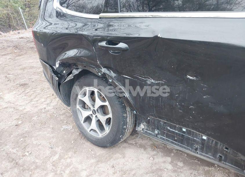 Photo 6 of 2022 Kia Telluride EX (VIN 5XYP34HC5NG290362)