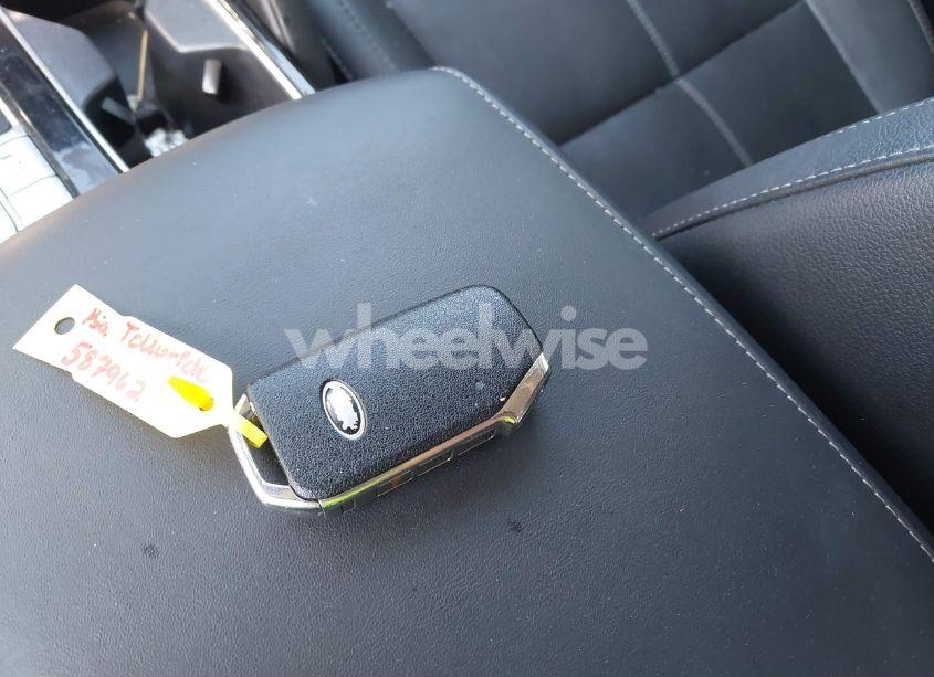 Photo 11 of 2020 Kia Telluride EX (VIN 5XYP34HC6LG055627)