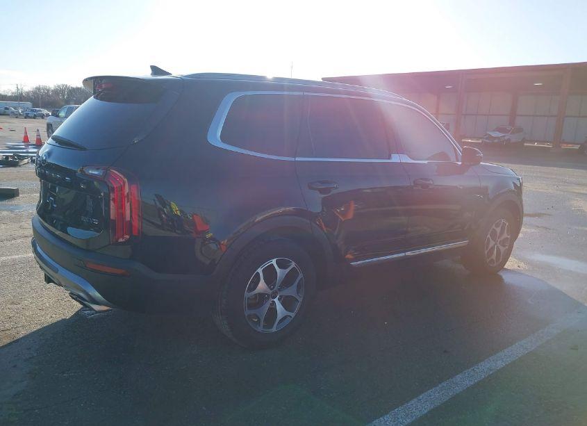 Photo 4 of 2021 Kia Telluride EX (VIN 5XYP34HC6MG132434)