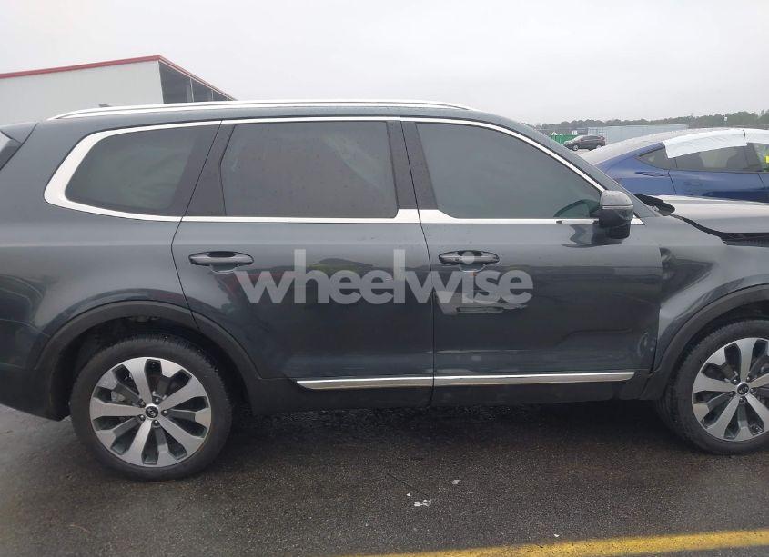 Photo 13 of 2021 Kia Telluride EX (VIN 5XYP34HC6MG151355)