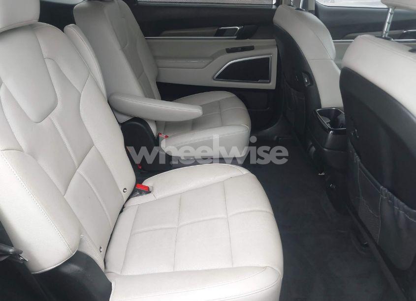 Photo 8 of 2021 Kia Telluride EX (VIN 5XYP34HC6MG151355)