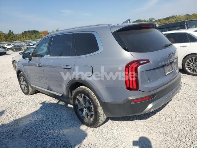 Photo 3 of 2022 KIA TELLURIDE EX (VIN 5XYP34HC6NG269844)